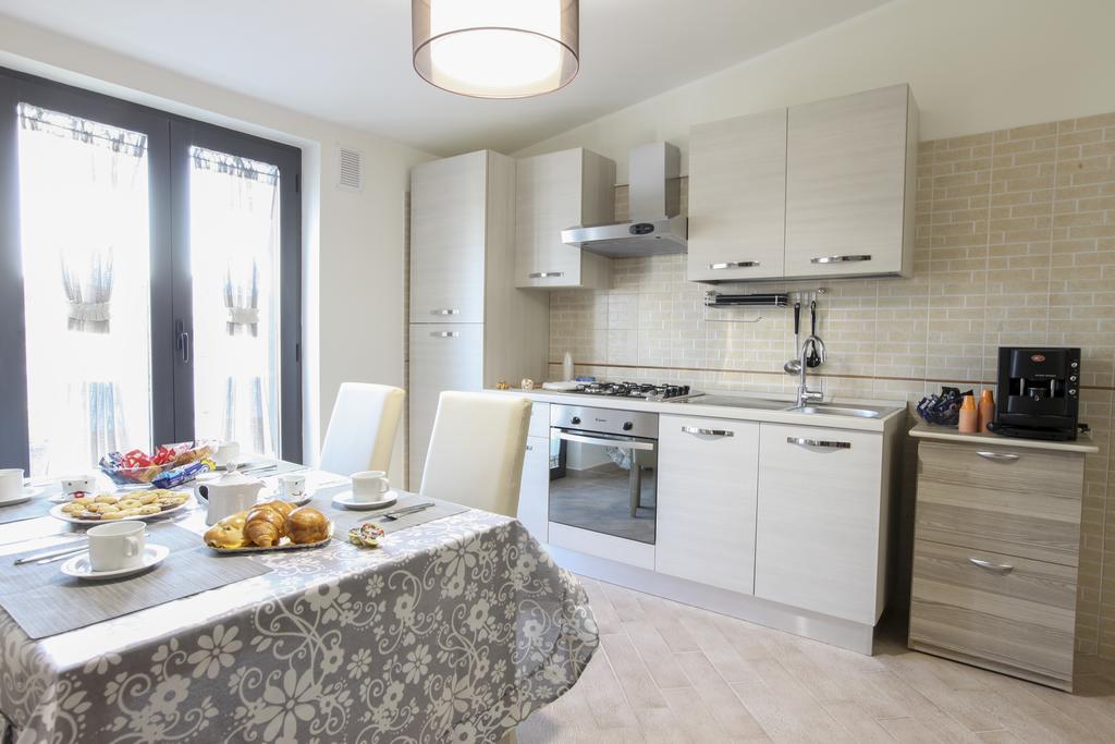 Amira Luxury Apartments Санта Мария Капуа Ветере Екстериор снимка