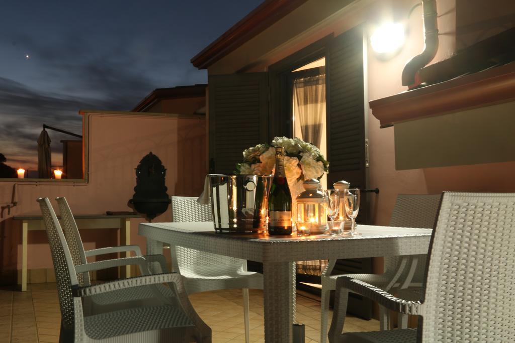 Amira Luxury Apartments Санта Мария Капуа Ветере Екстериор снимка