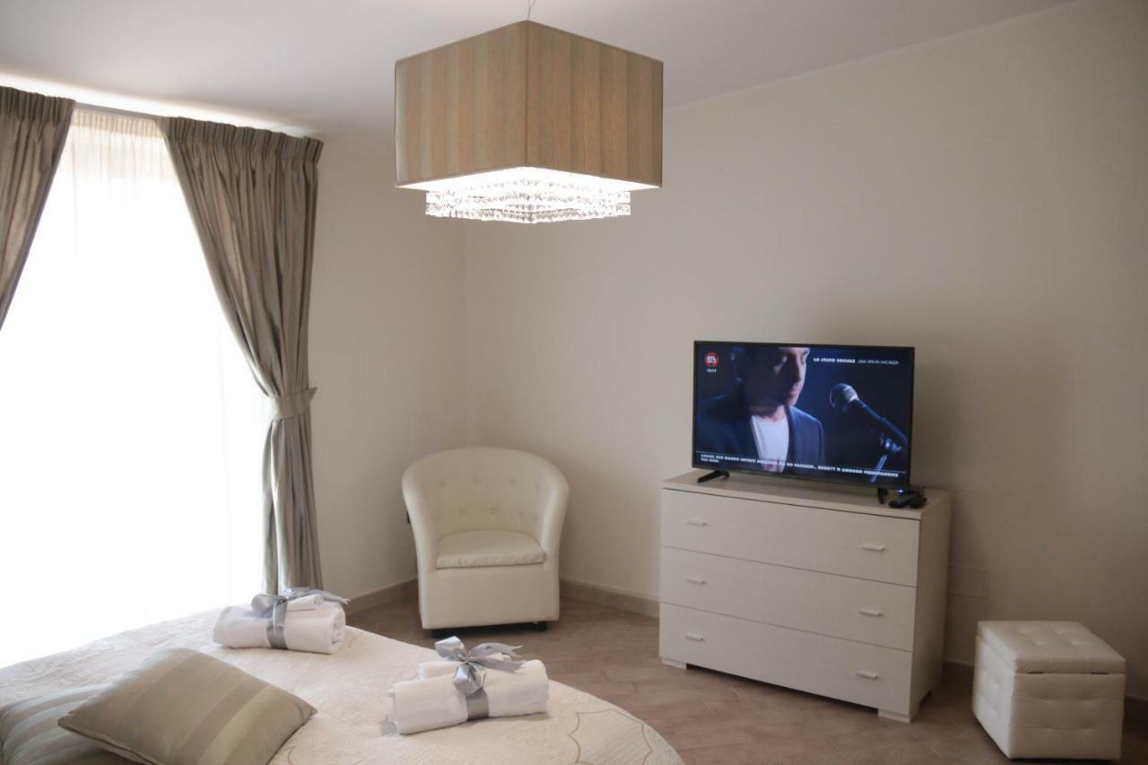 Amira Luxury Apartments Санта Мария Капуа Ветере Екстериор снимка