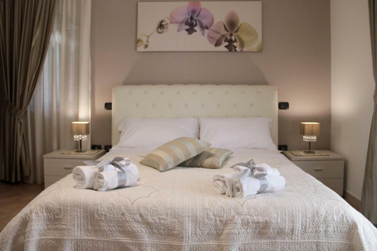 Amira Luxury Apartments Санта Мария Капуа Ветере Екстериор снимка